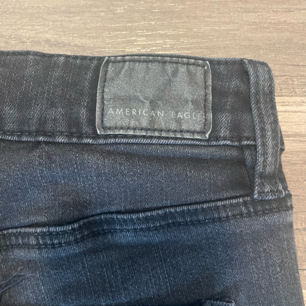 American Eagle black skinny jeans - Picture 3 of 3